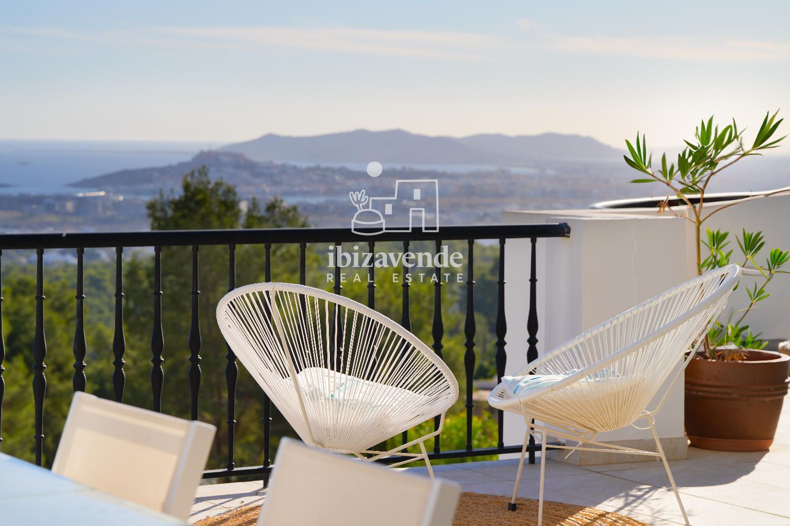 Mobilia Property Image