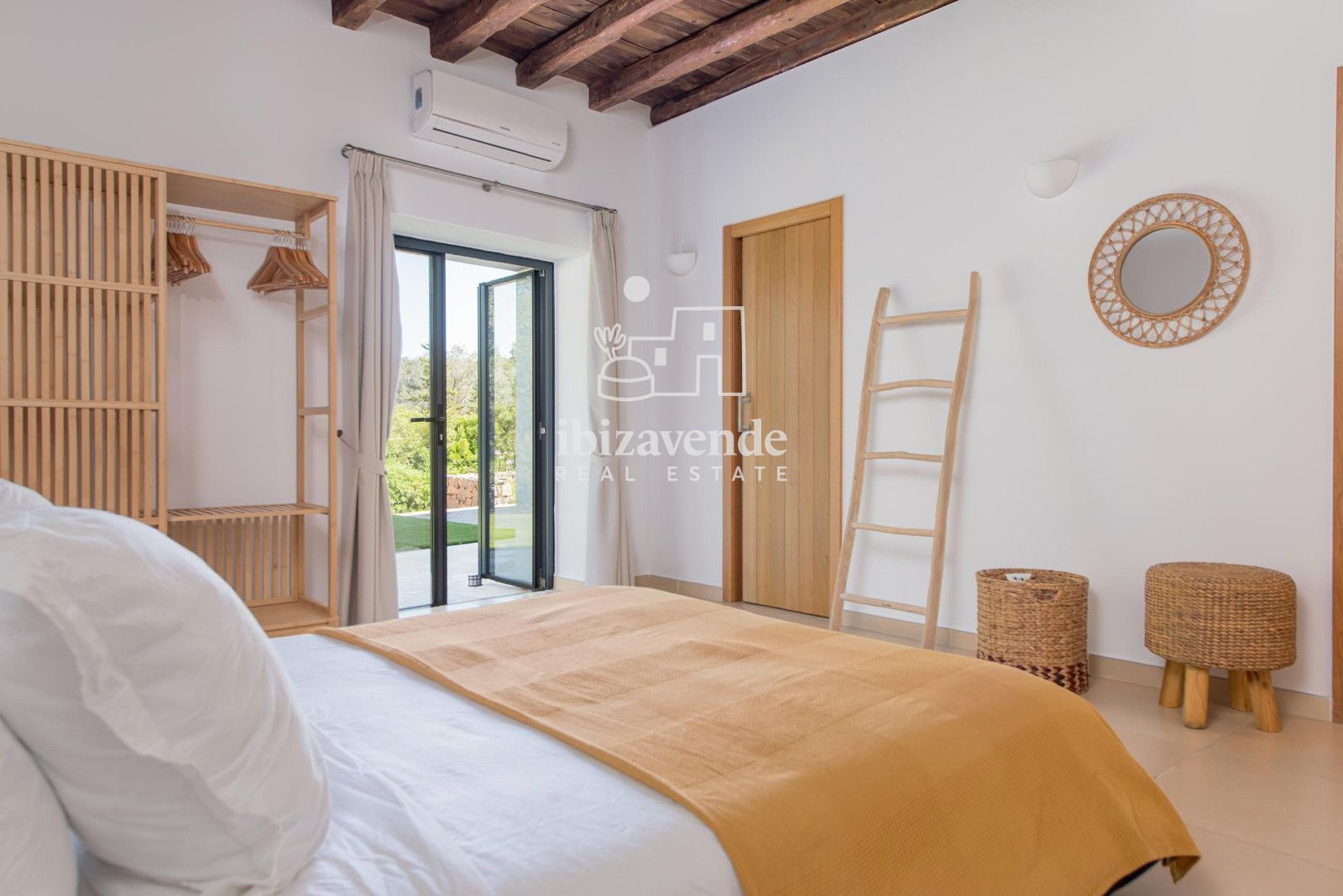 Mobilia Inmueble Image