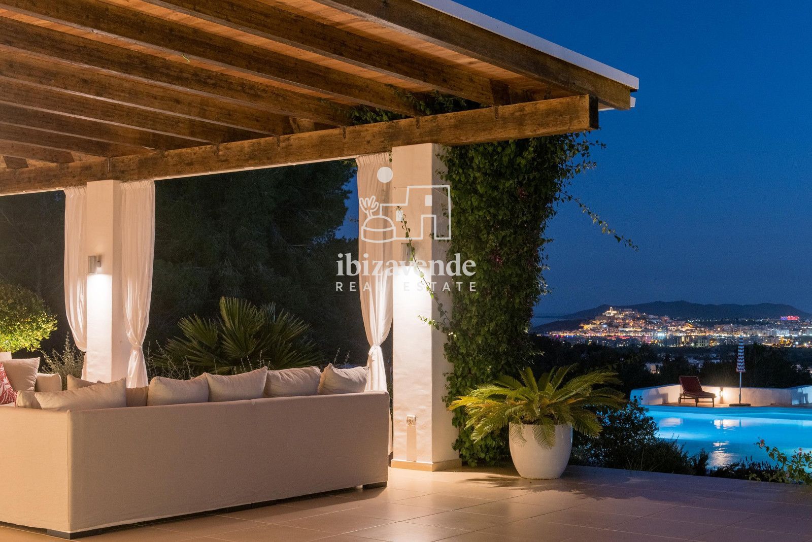 Mobilia Inmueble Image
