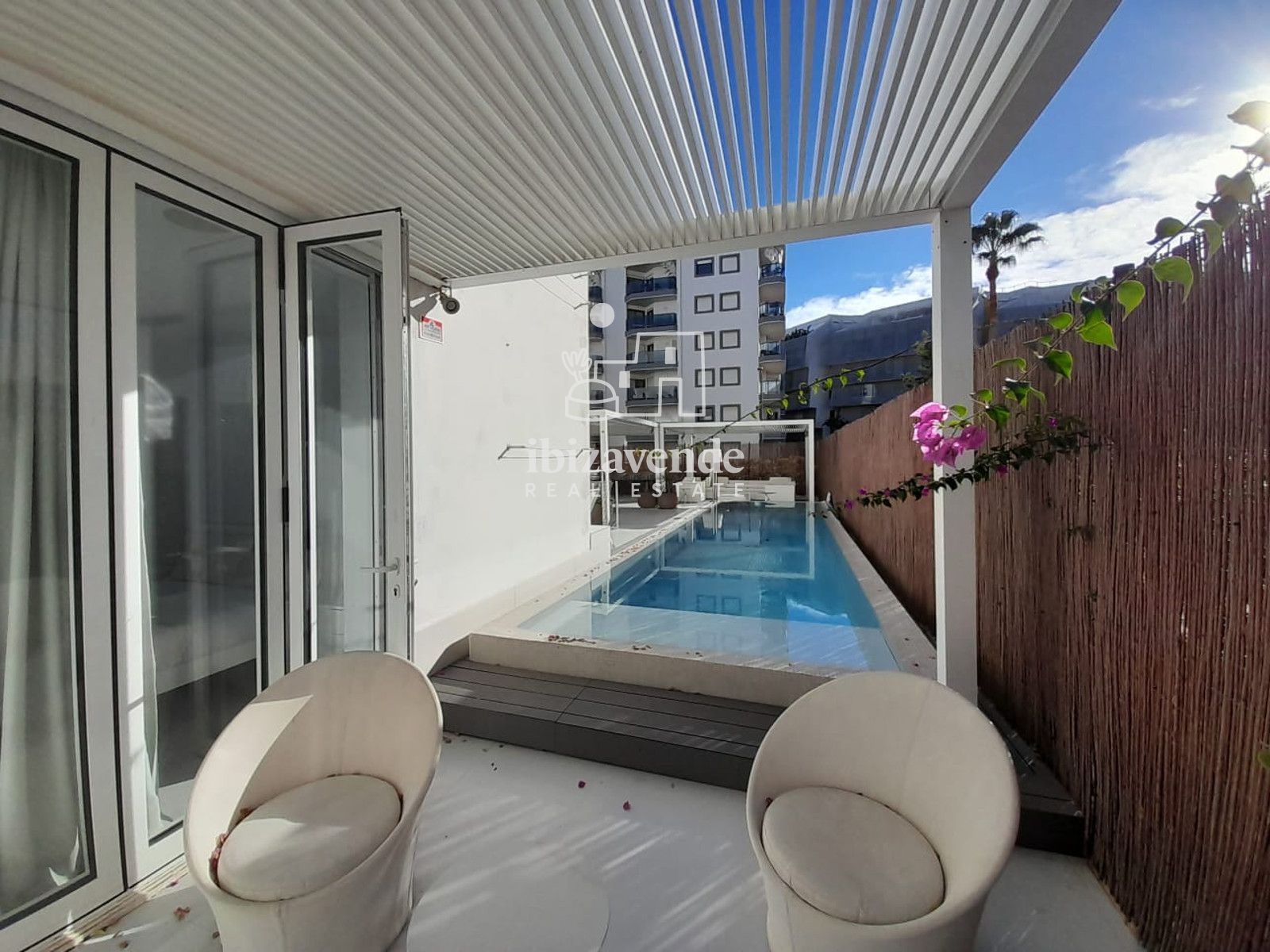 Mobilia Property Image