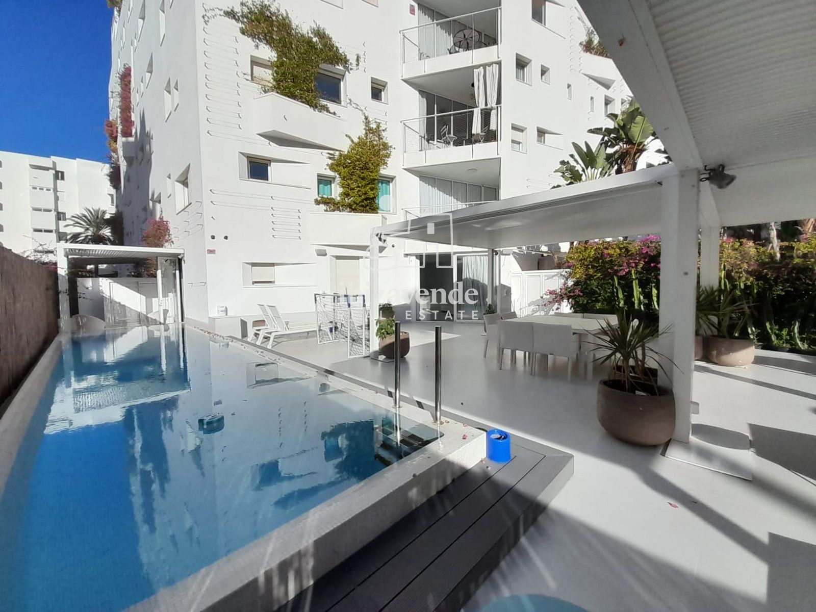 Mobilia Property Image