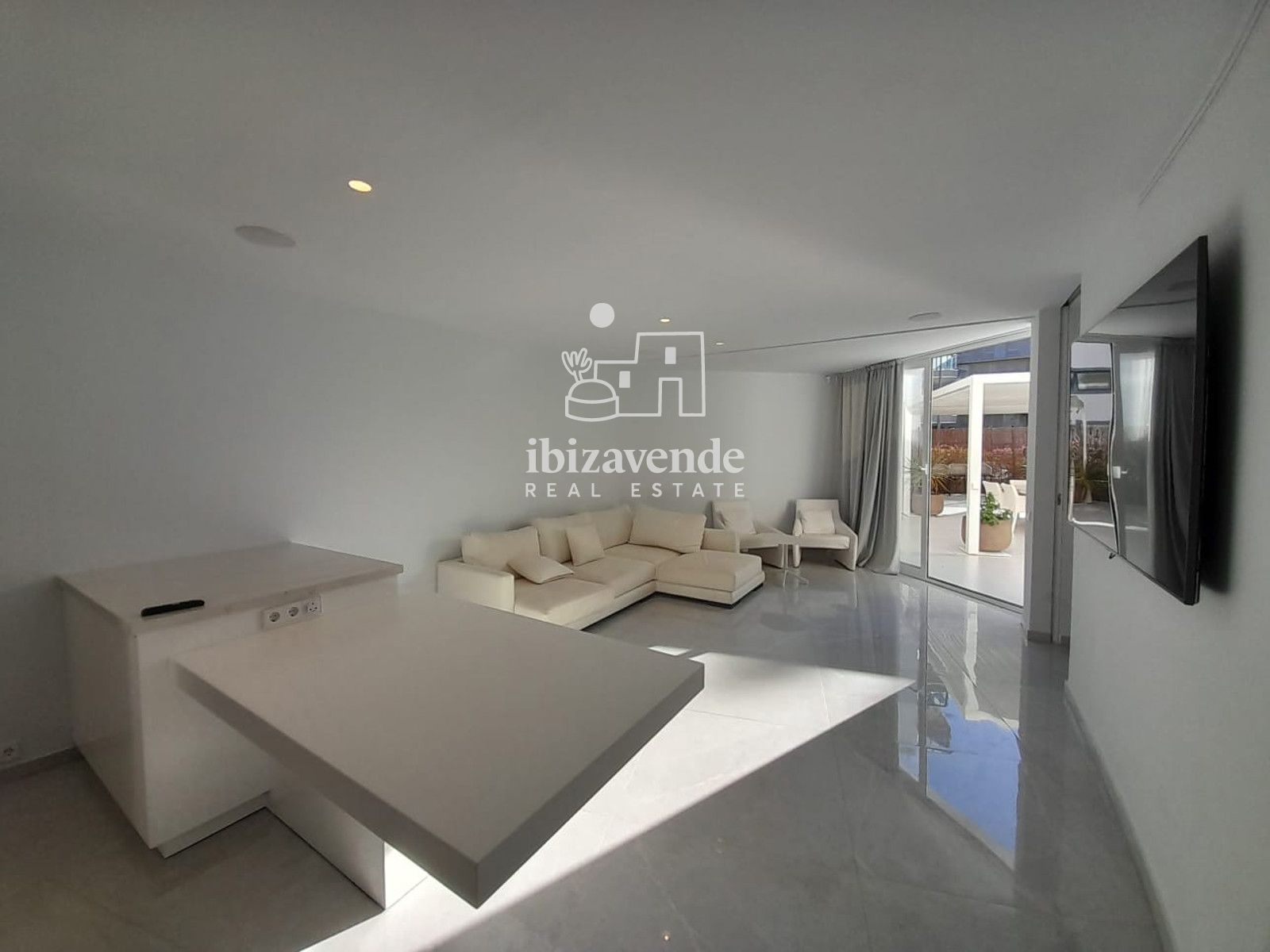 Mobilia Property Image