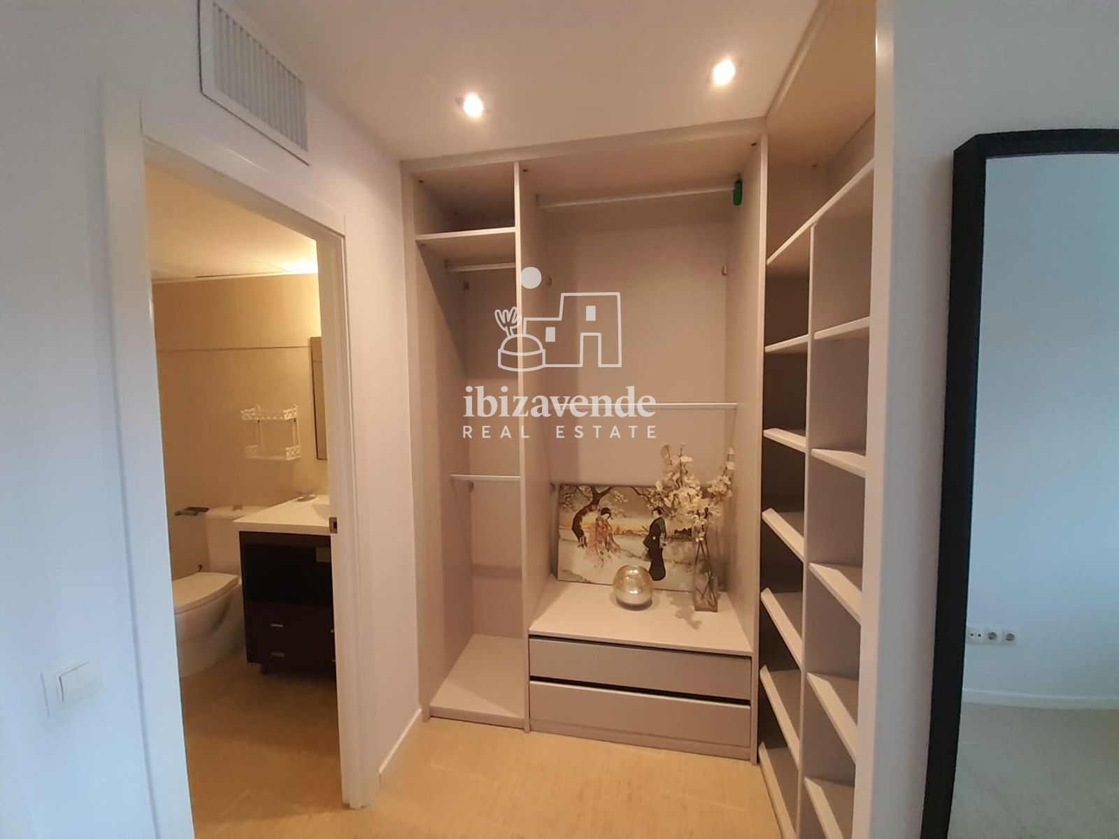 Mobilia Property Image