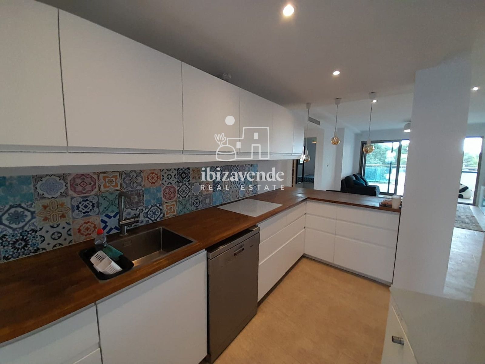 Mobilia Property Image