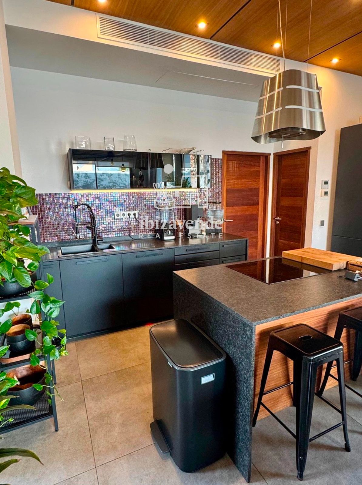 Mobilia Property Image