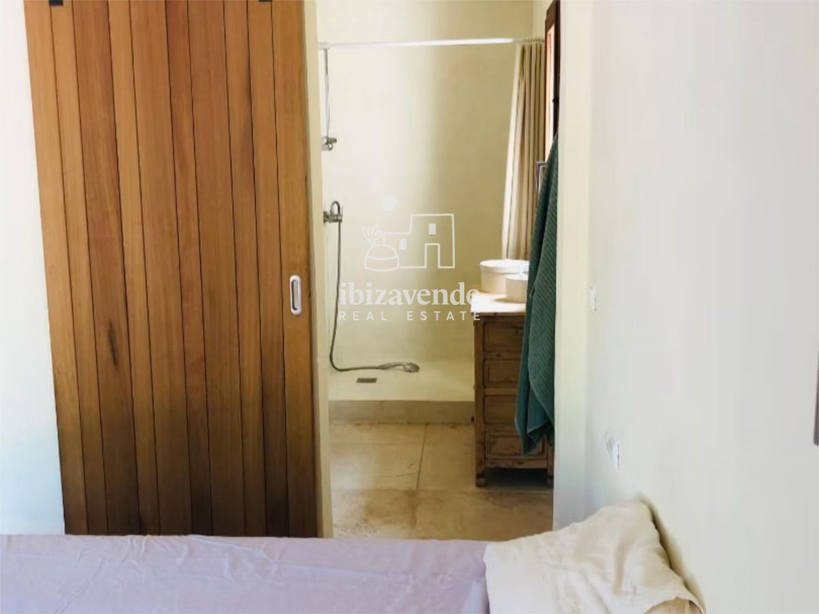 Mobilia Property Image