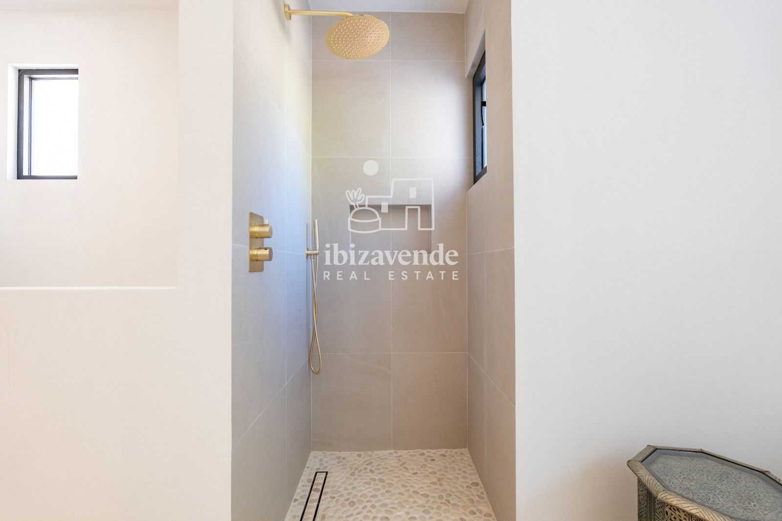 Mobilia Inmueble Image