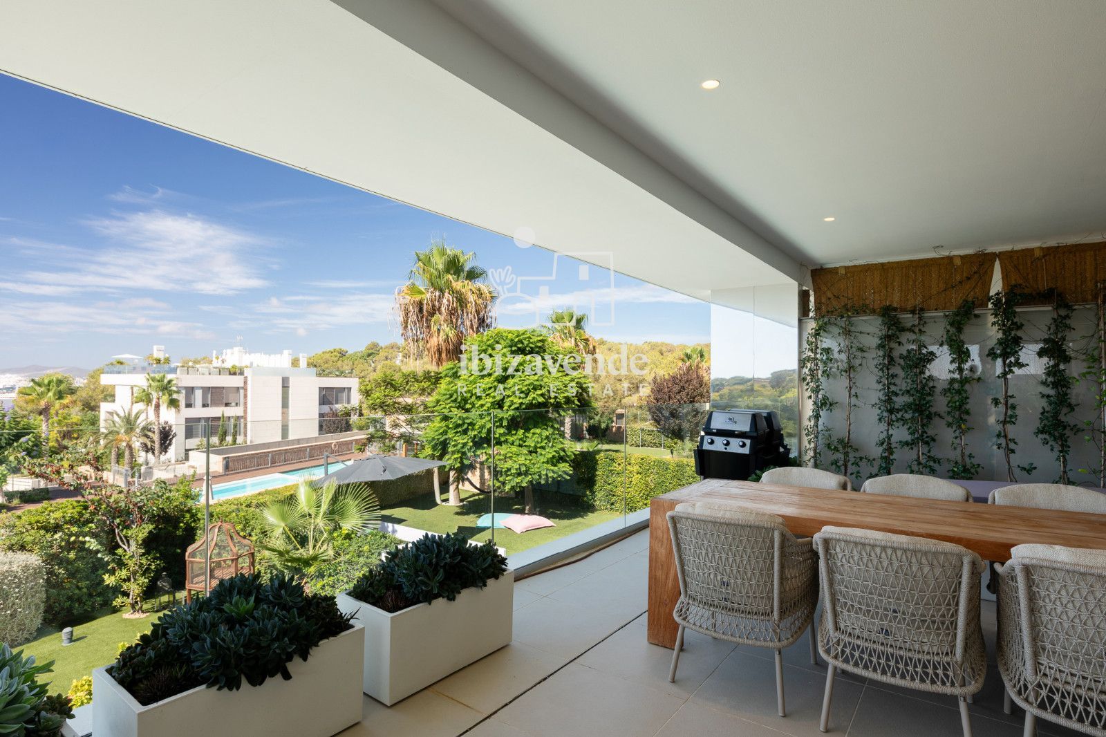 Mobilia Property Image