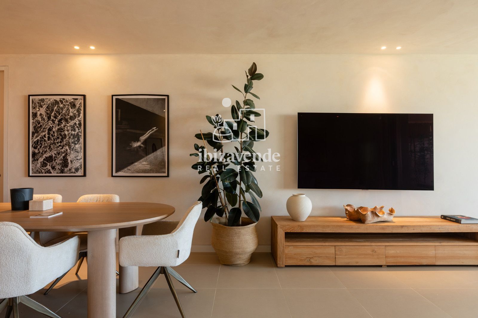 Mobilia Property Image