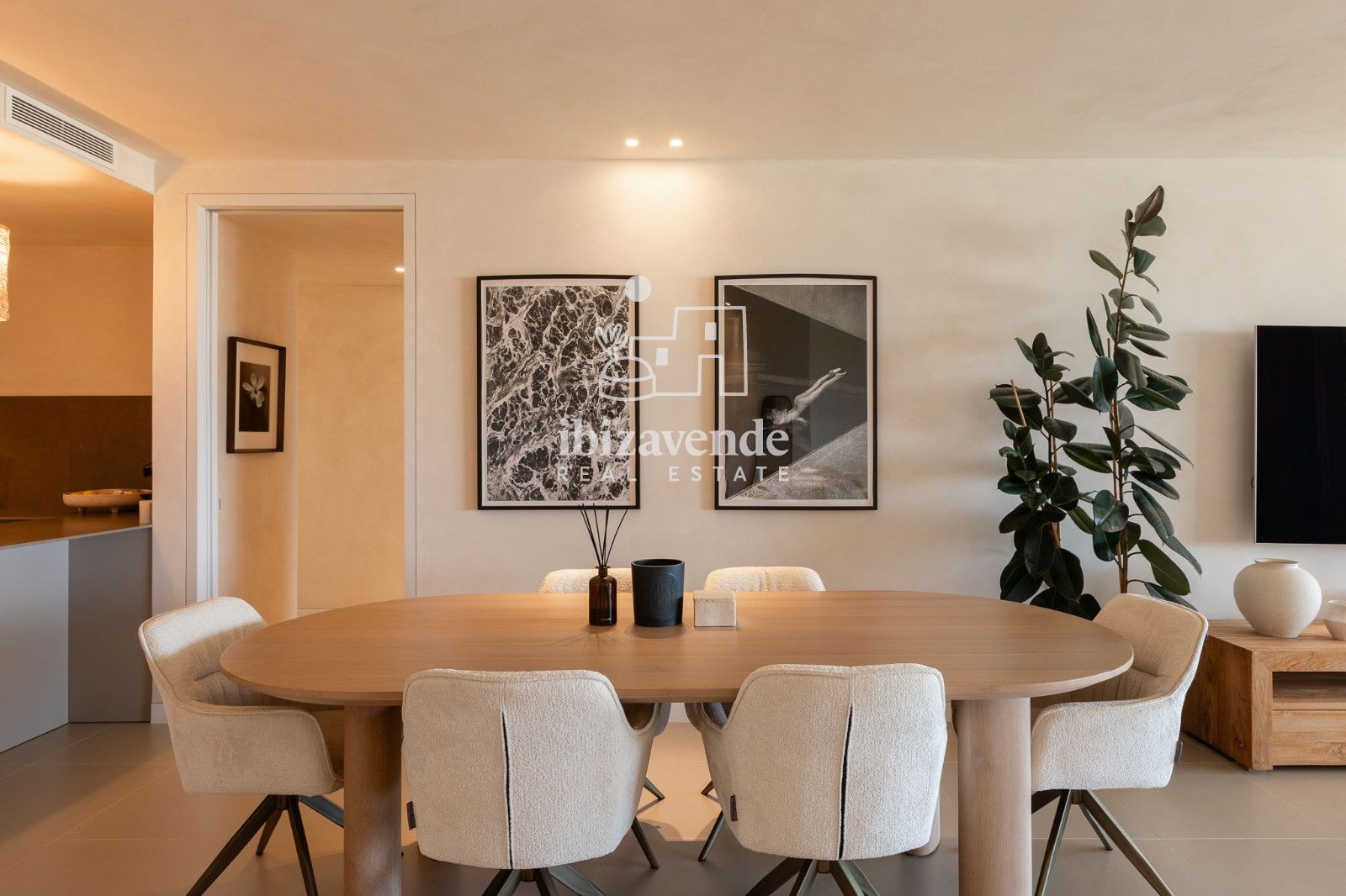 Mobilia Property Image