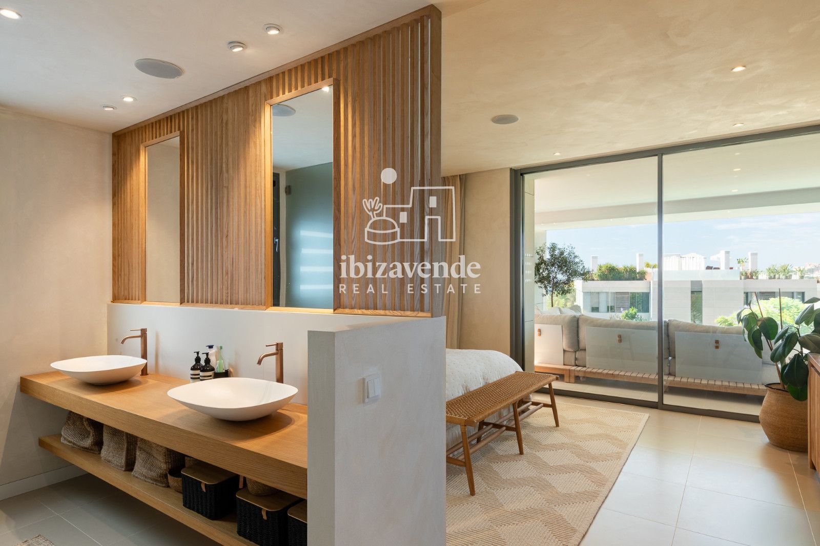 Mobilia Property Image