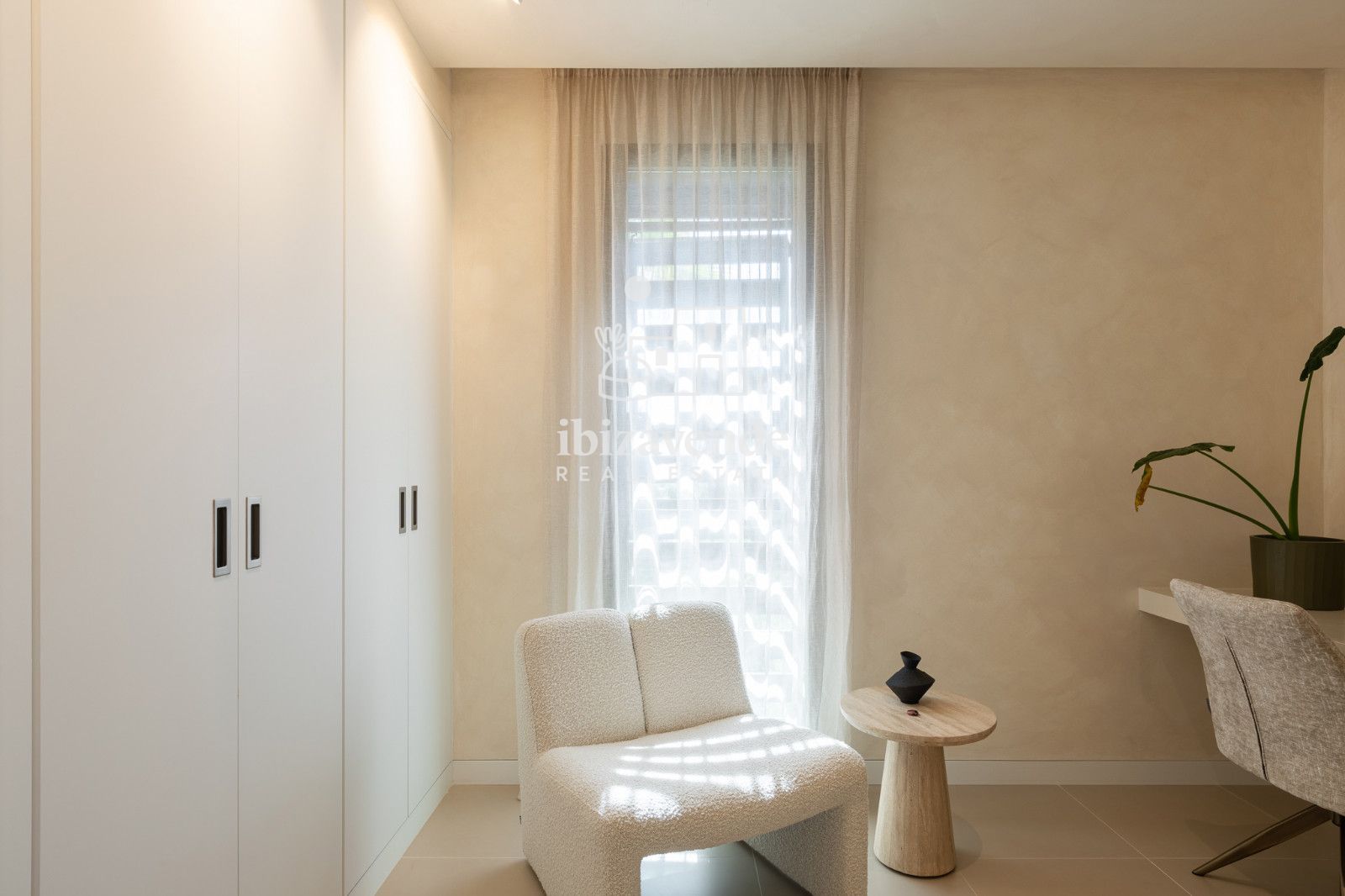 Mobilia Property Image