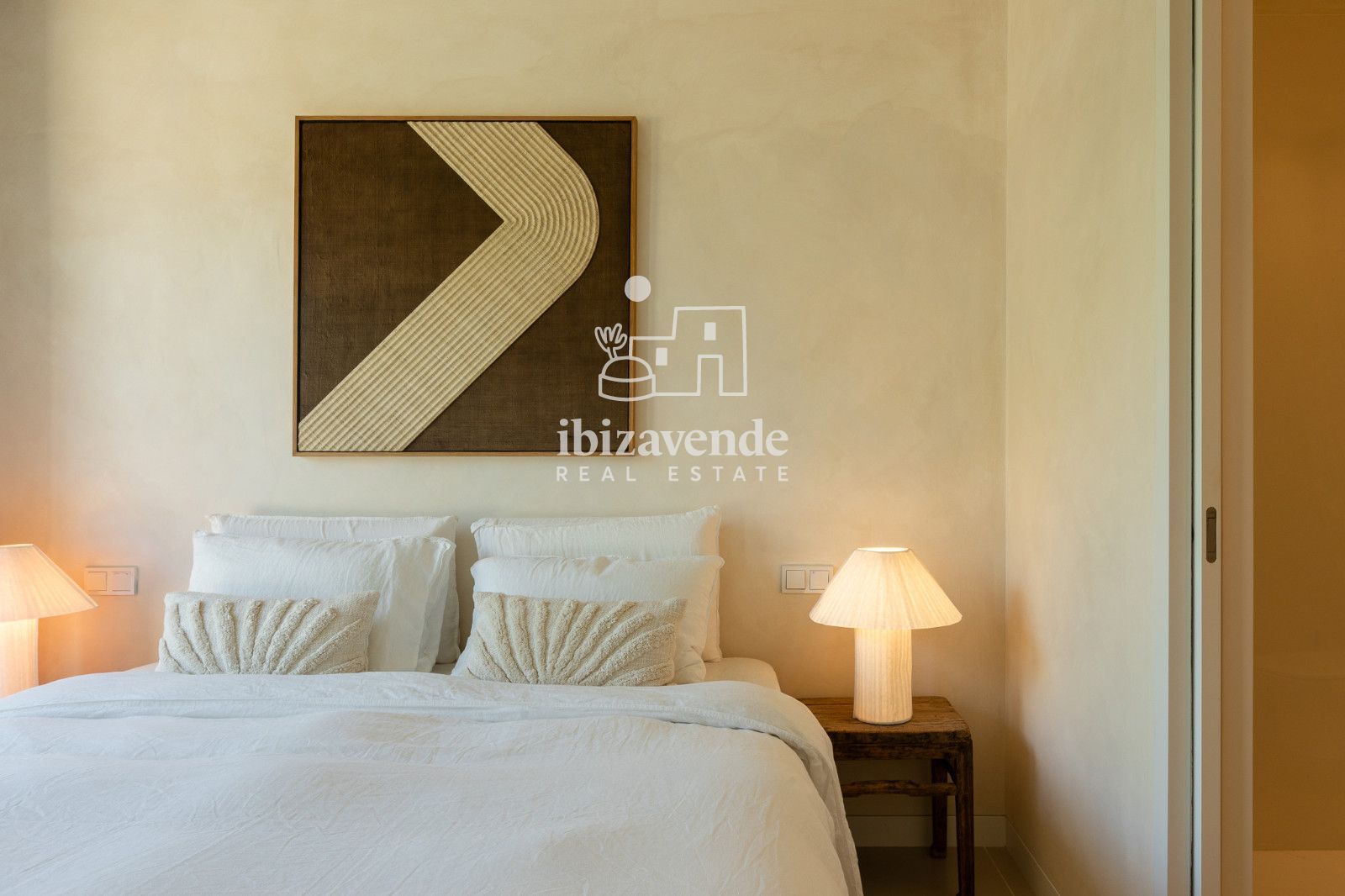 Mobilia Property Image