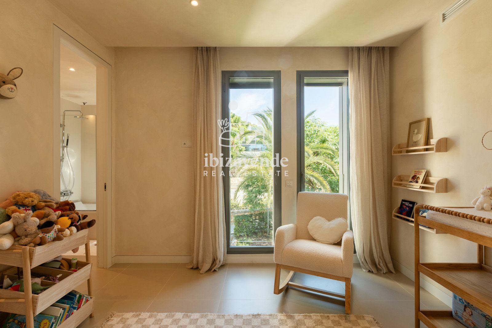 Mobilia Property Image