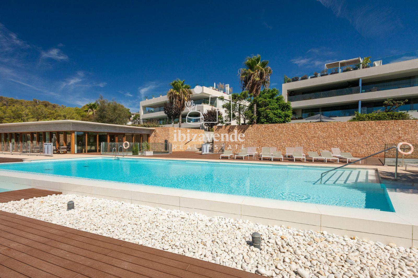 Mobilia Property Image