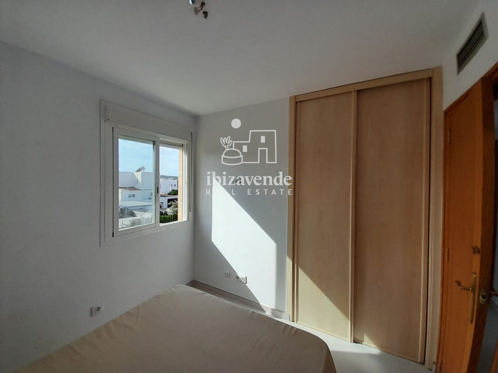 Mobilia Inmueble Image