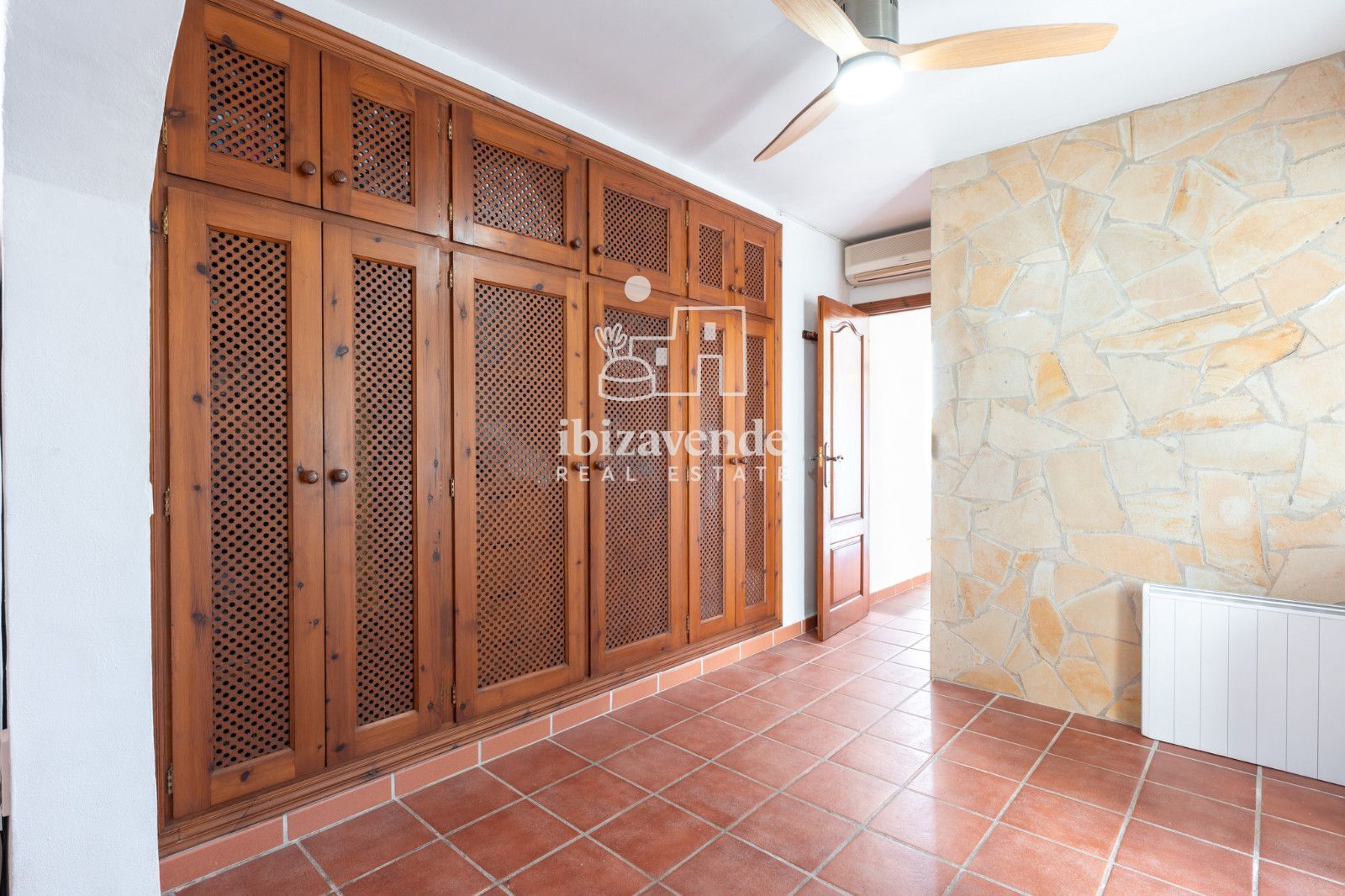 Mobilia Property Image