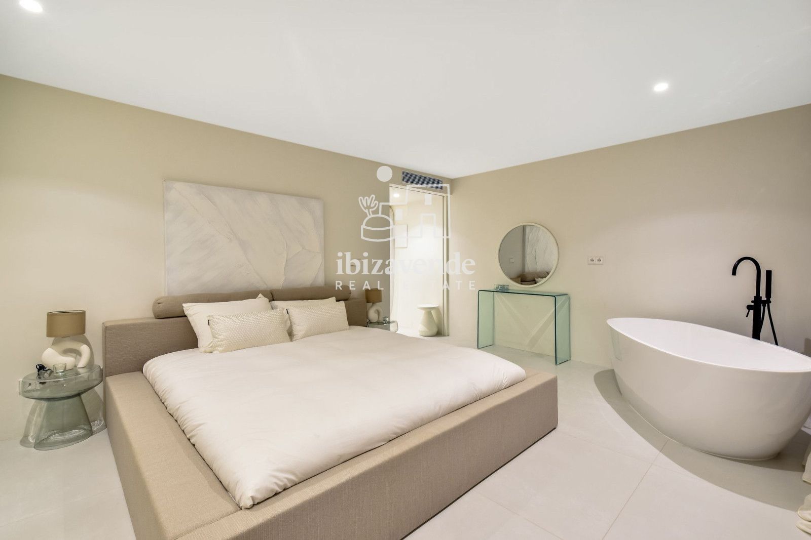 Mobilia Property Image