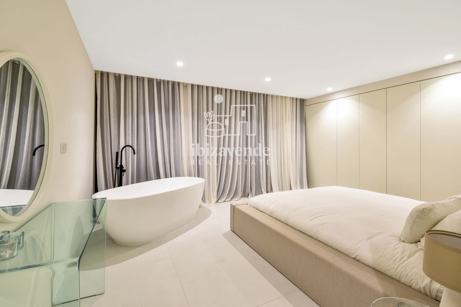 Mobilia Property Image