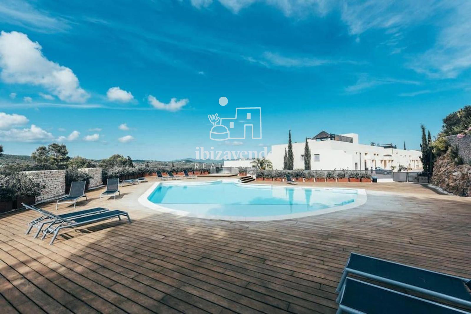 Mobilia Property Image
