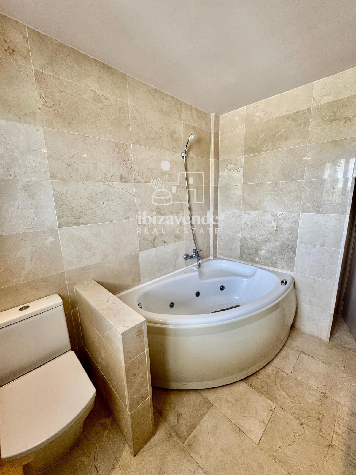 Mobilia Property Image