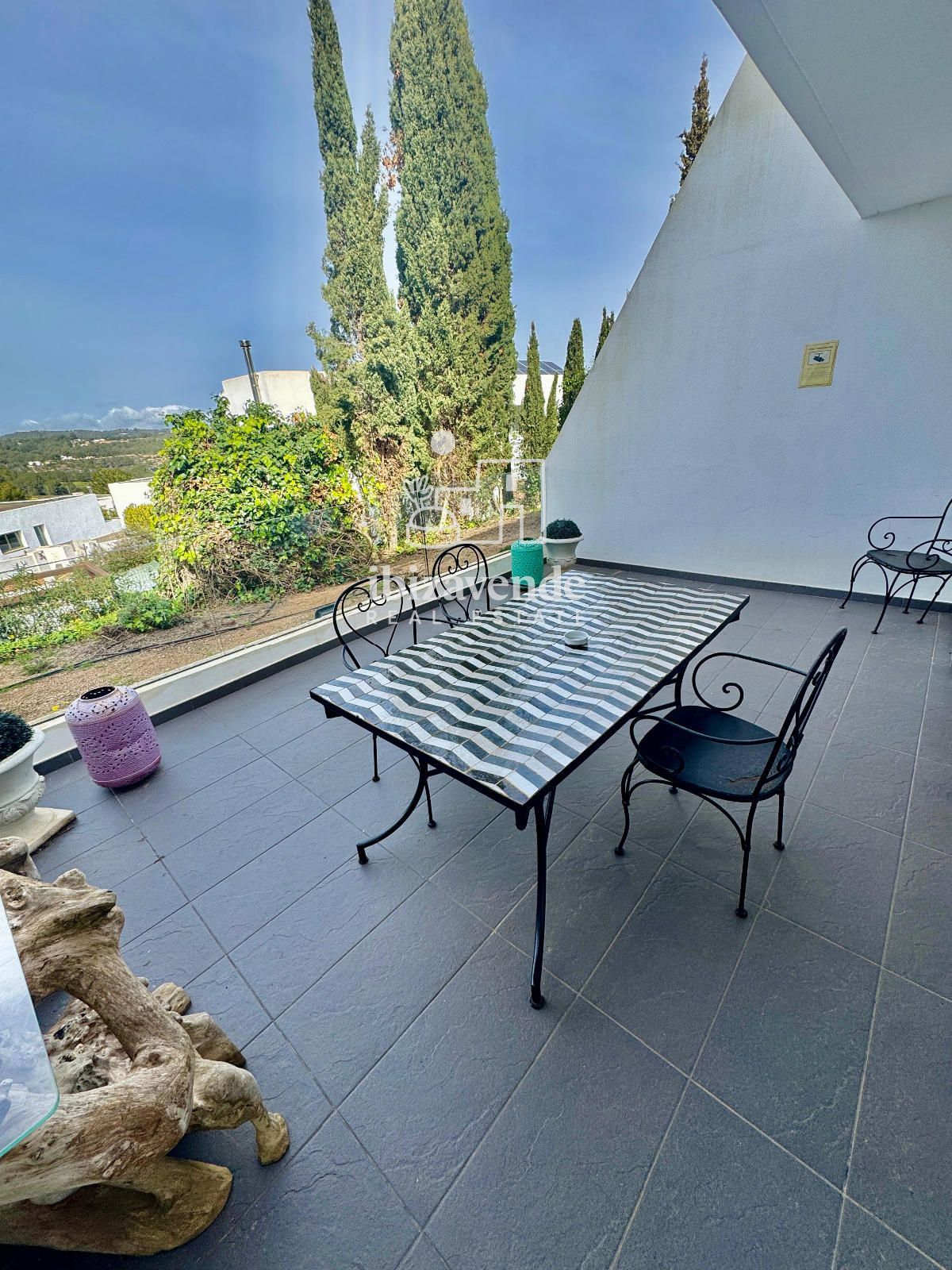 Mobilia Property Image