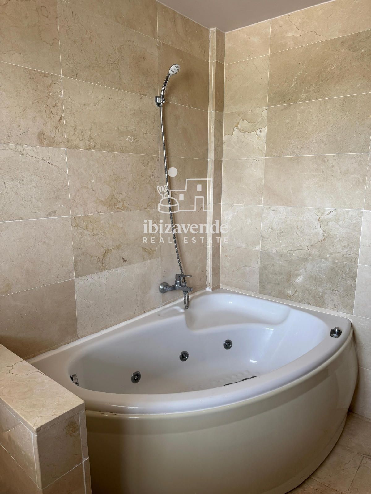 Mobilia Property Image