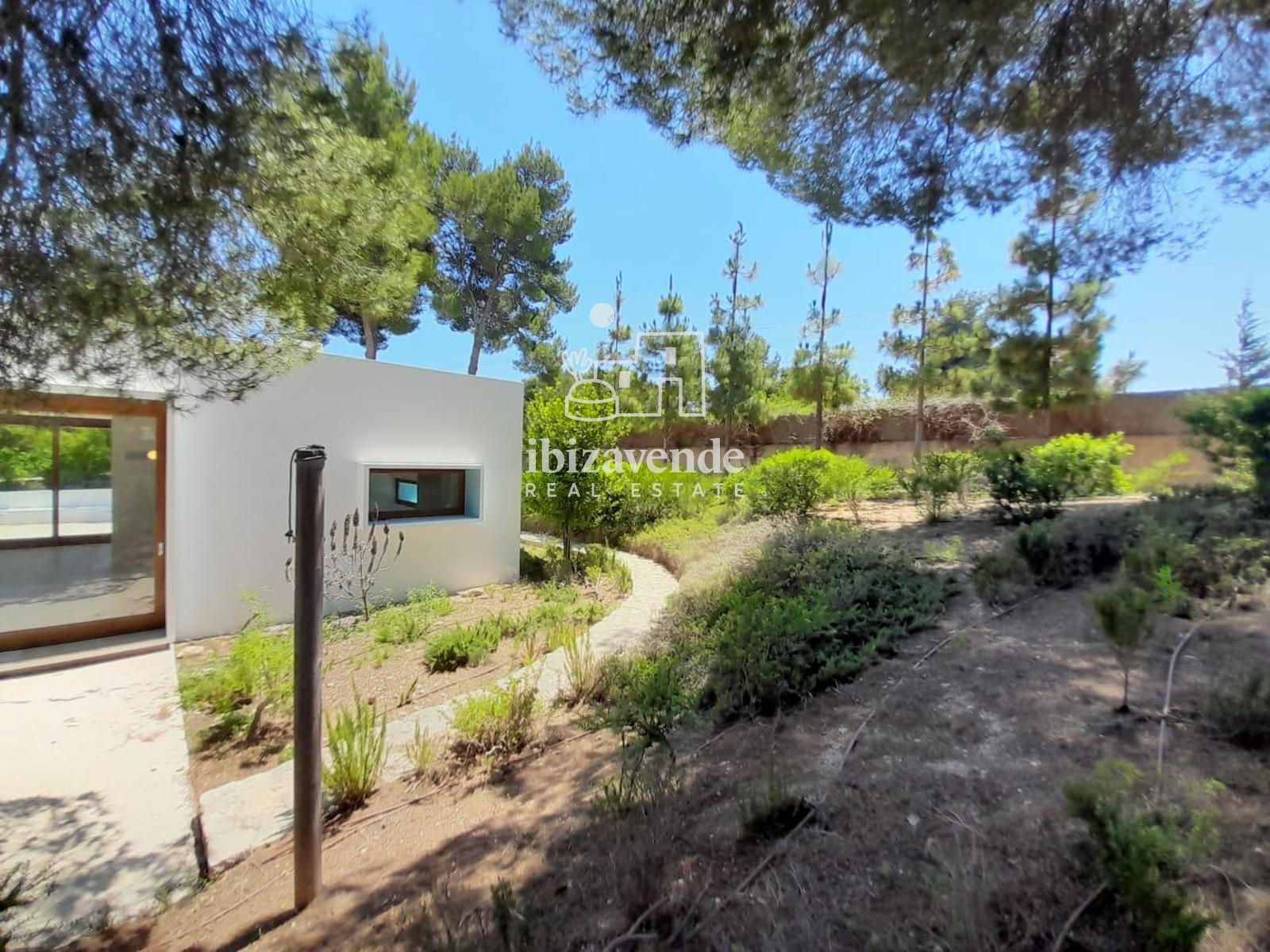 Mobilia Property Image