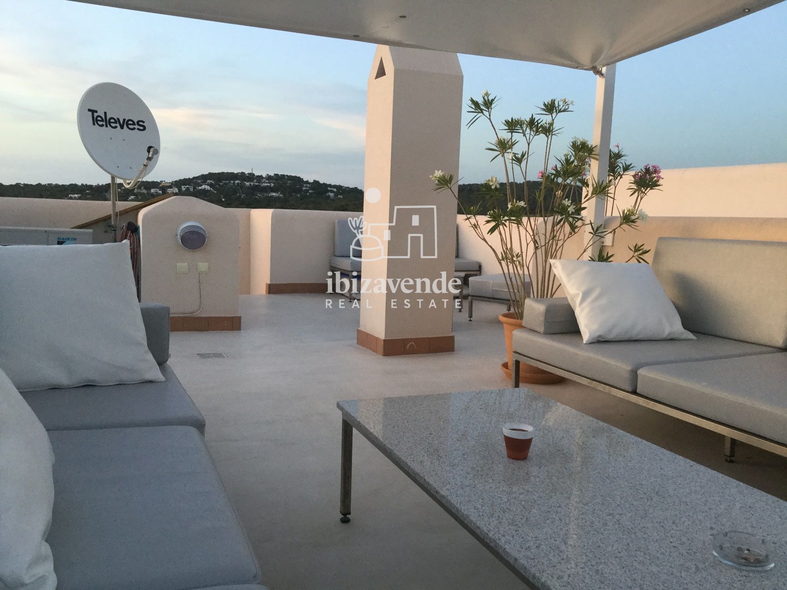 Mobilia Property Image