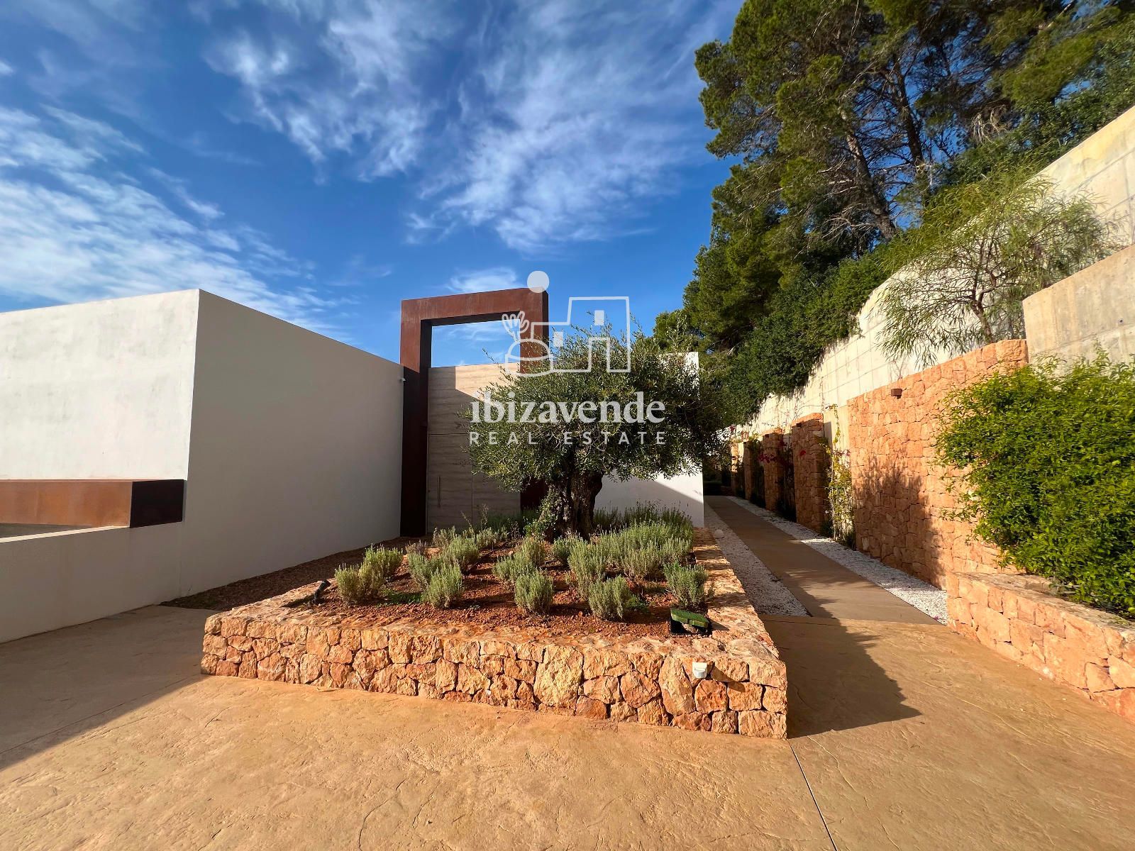 Mobilia Inmueble Image