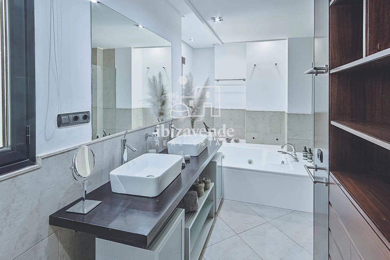 Mobilia Inmueble Image