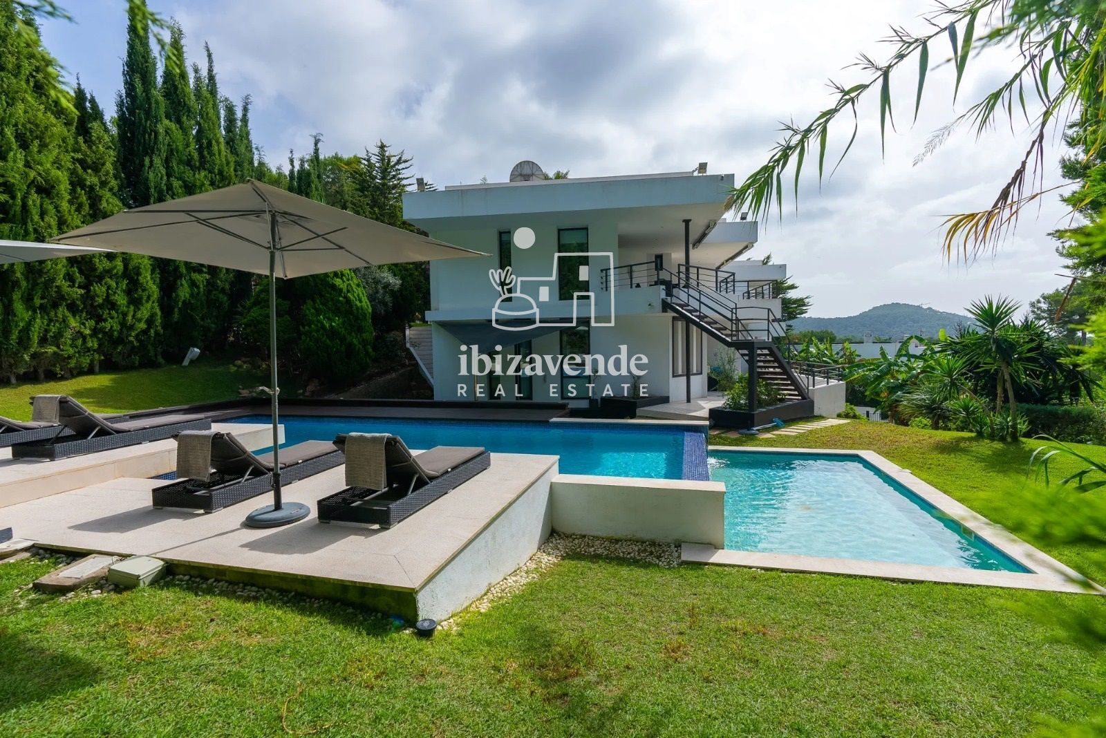 Mobilia Property Image
