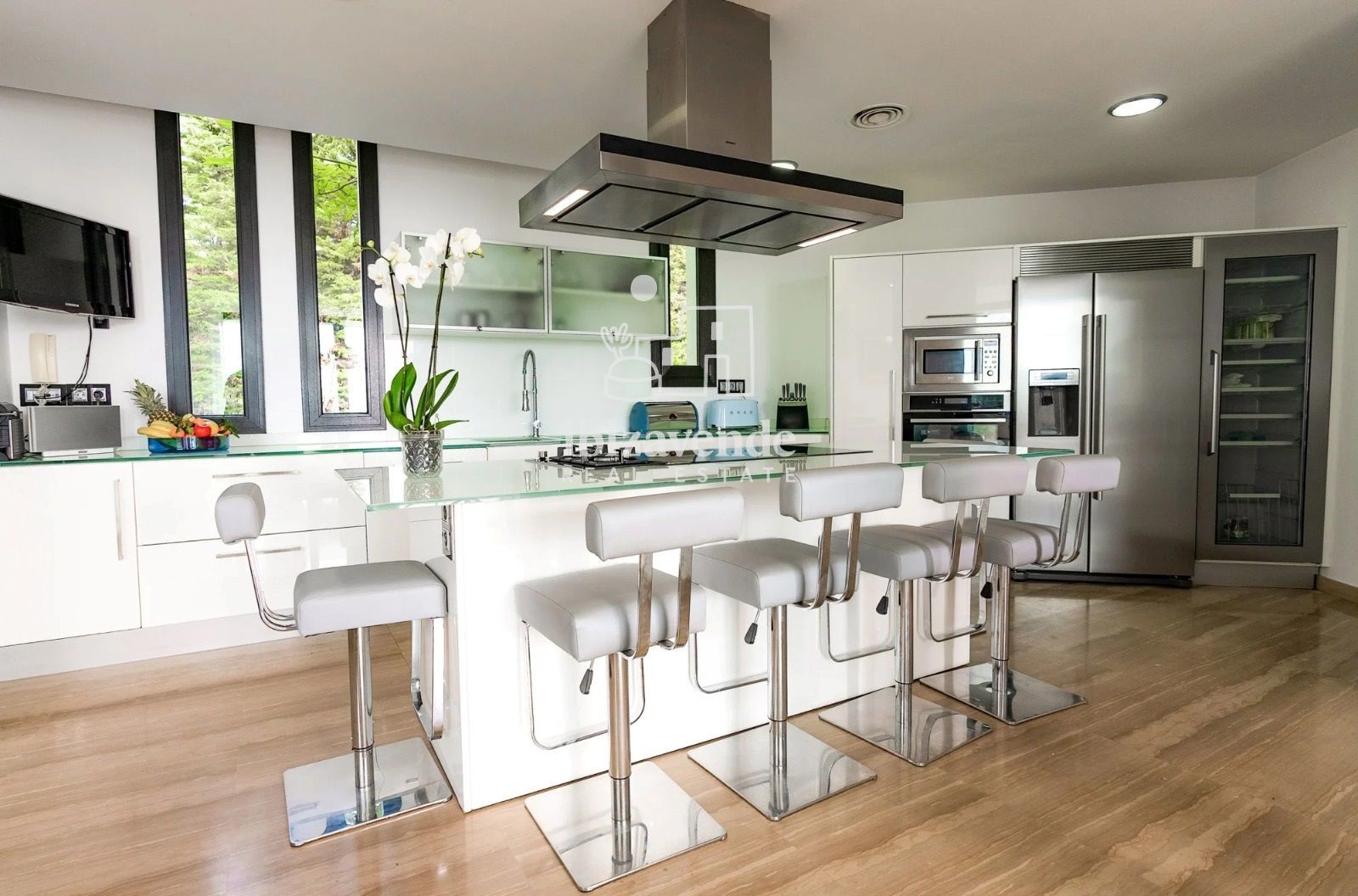 Mobilia Property Image
