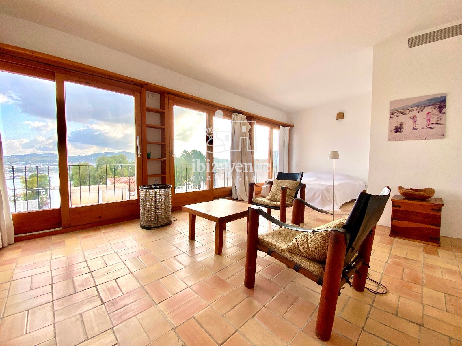 Mobilia Property Image