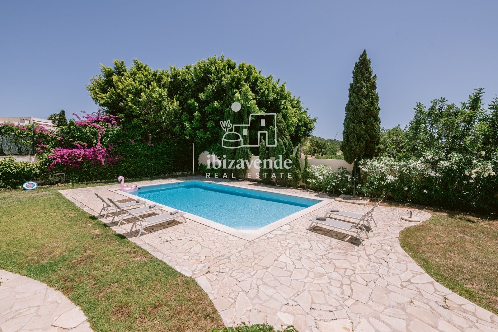 Mobilia Property Image
