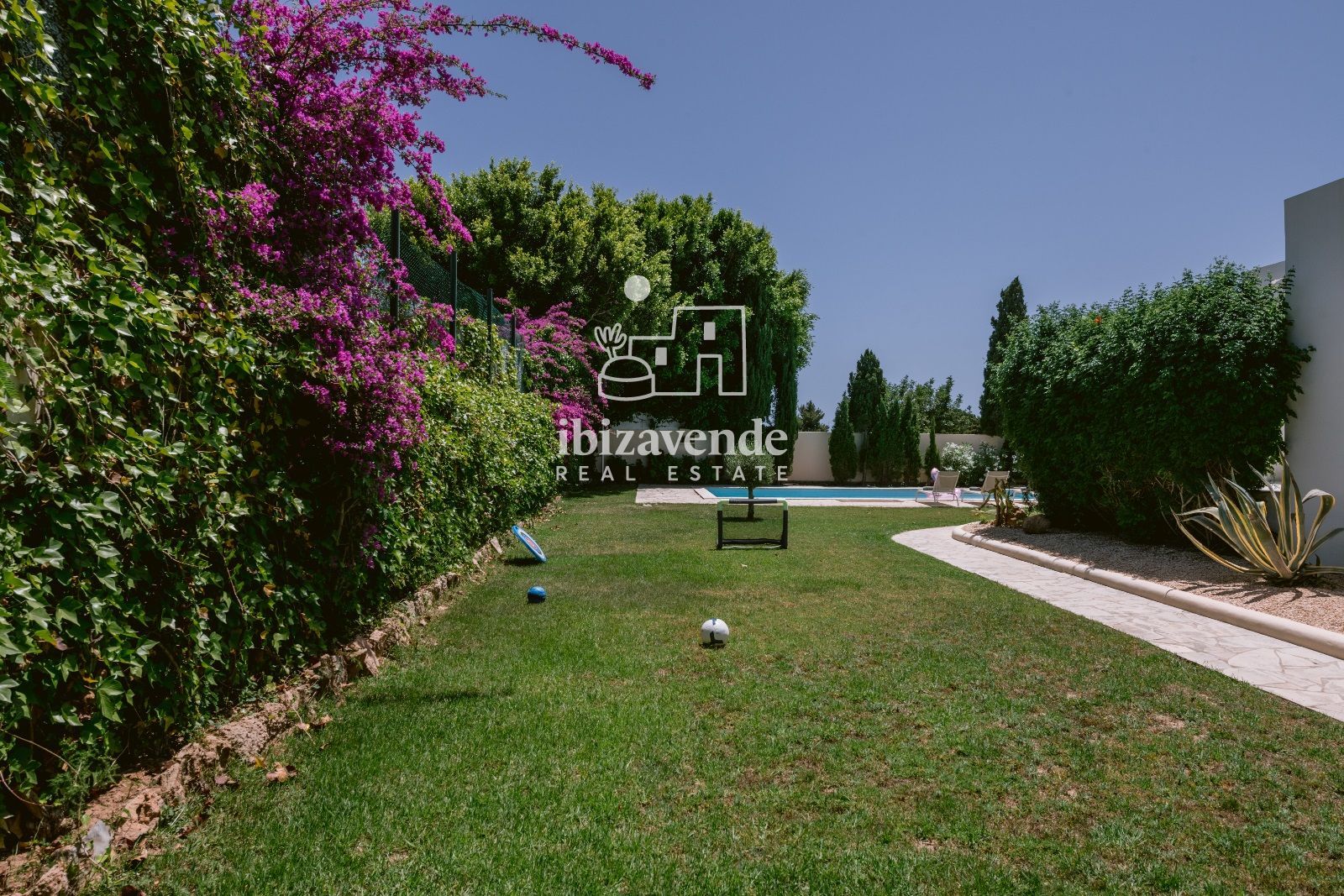 Mobilia Property Image