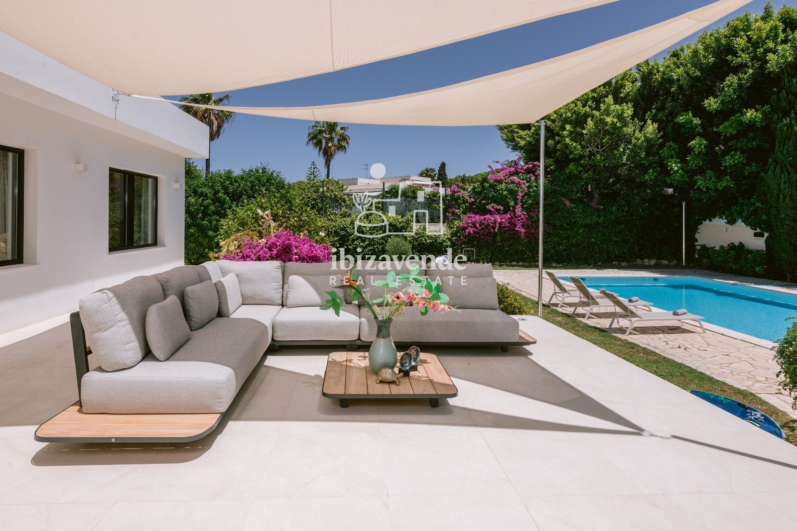 Mobilia Property Image
