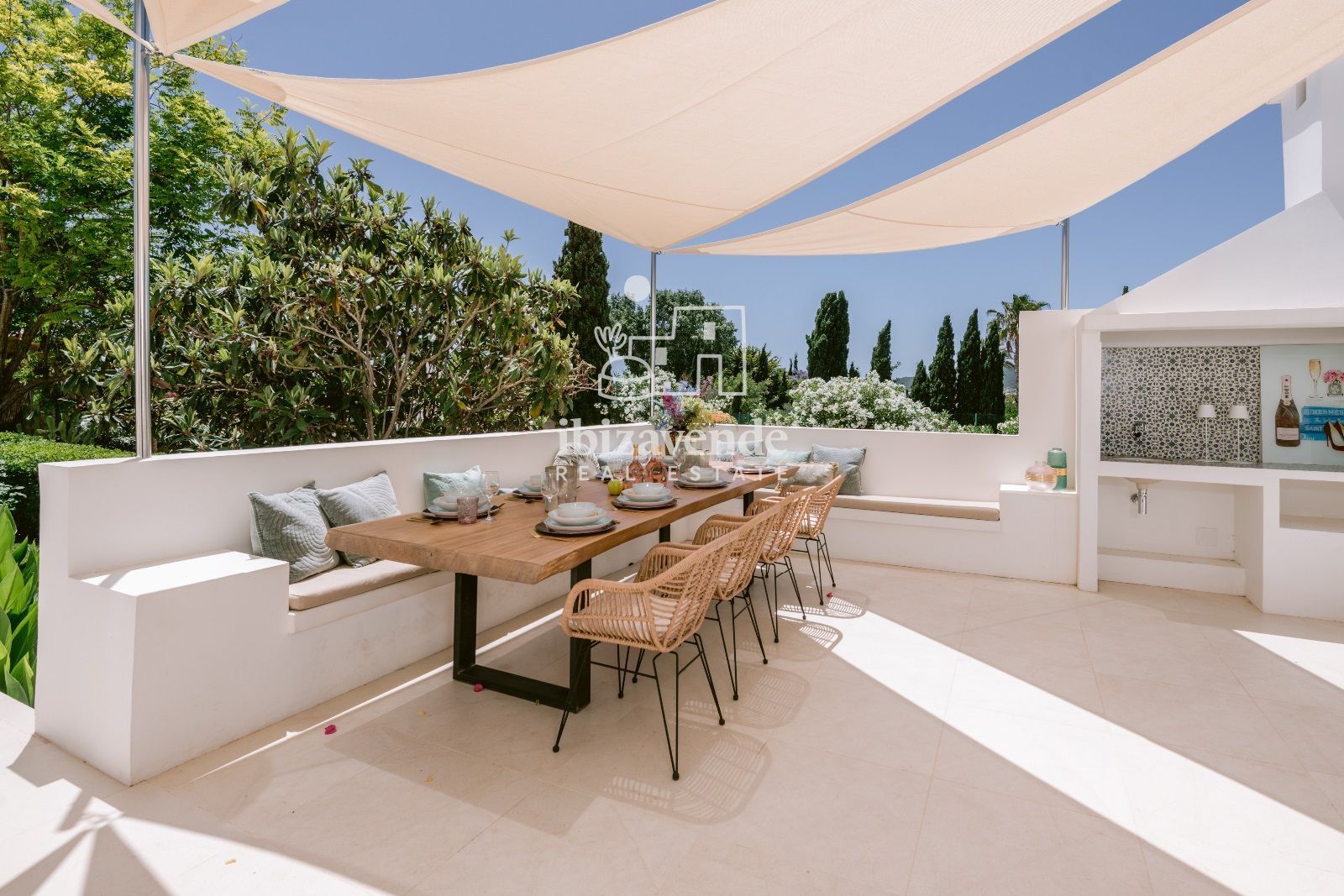 Mobilia Property Image