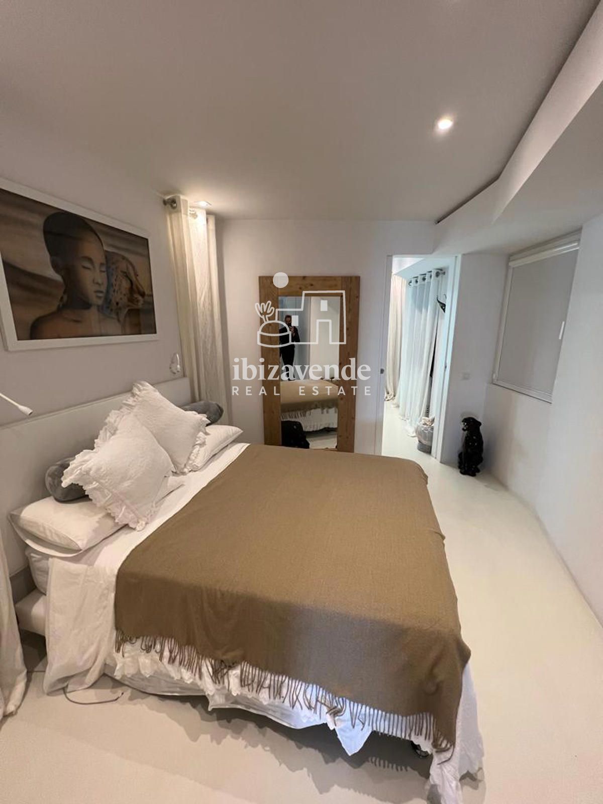 Mobilia Property Image