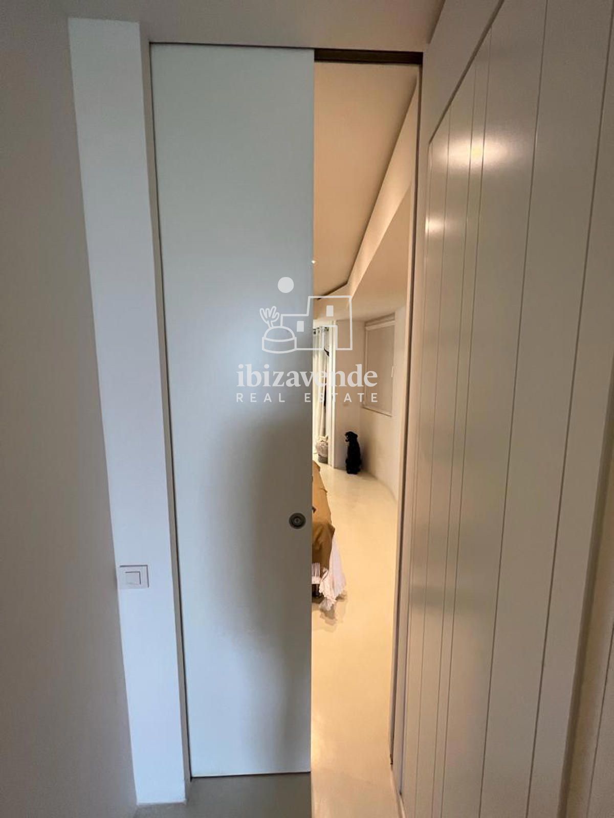 Mobilia Property Image