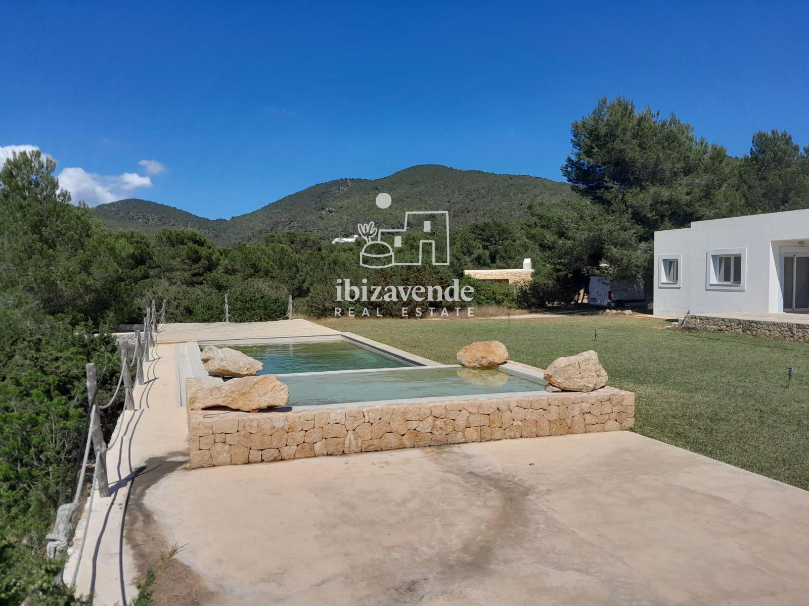 Mobilia Property Image