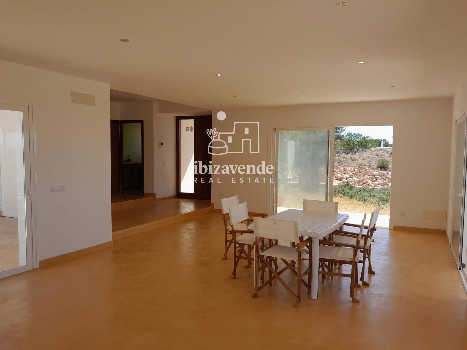 Mobilia Property Image