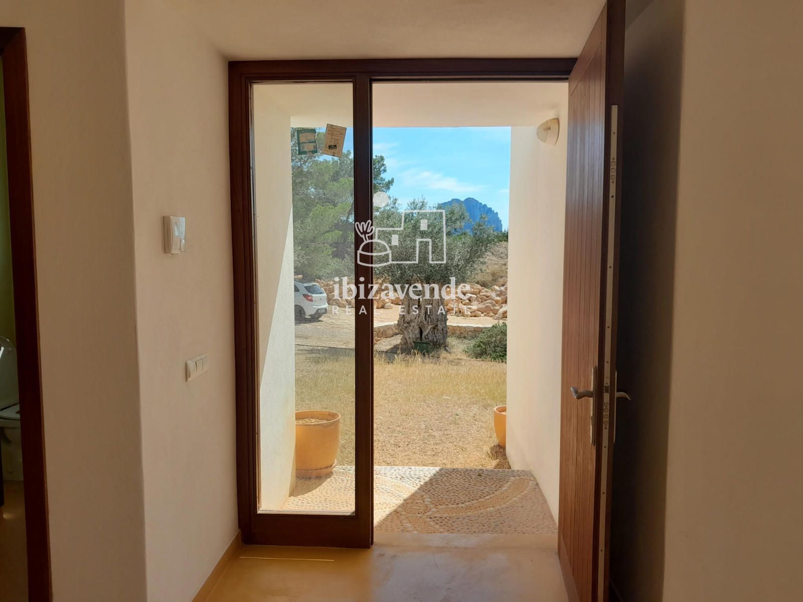 Mobilia Property Image