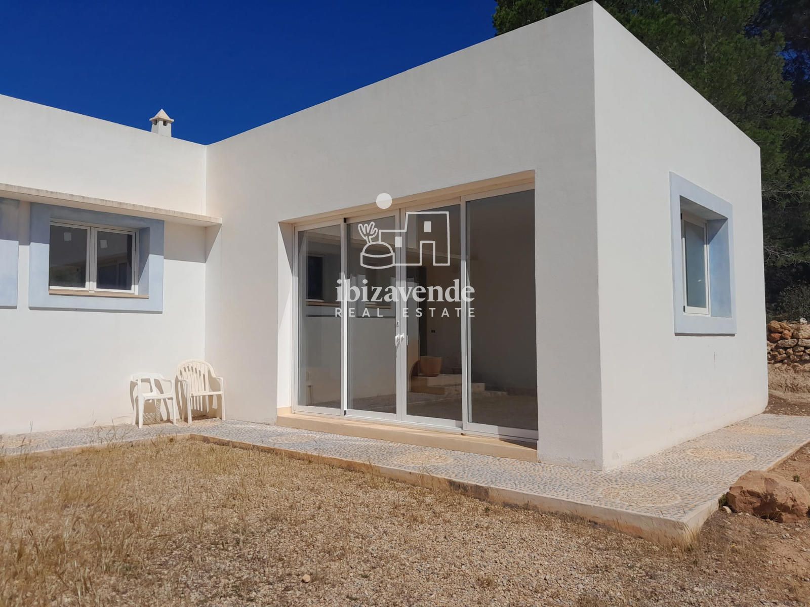 Mobilia Property Image