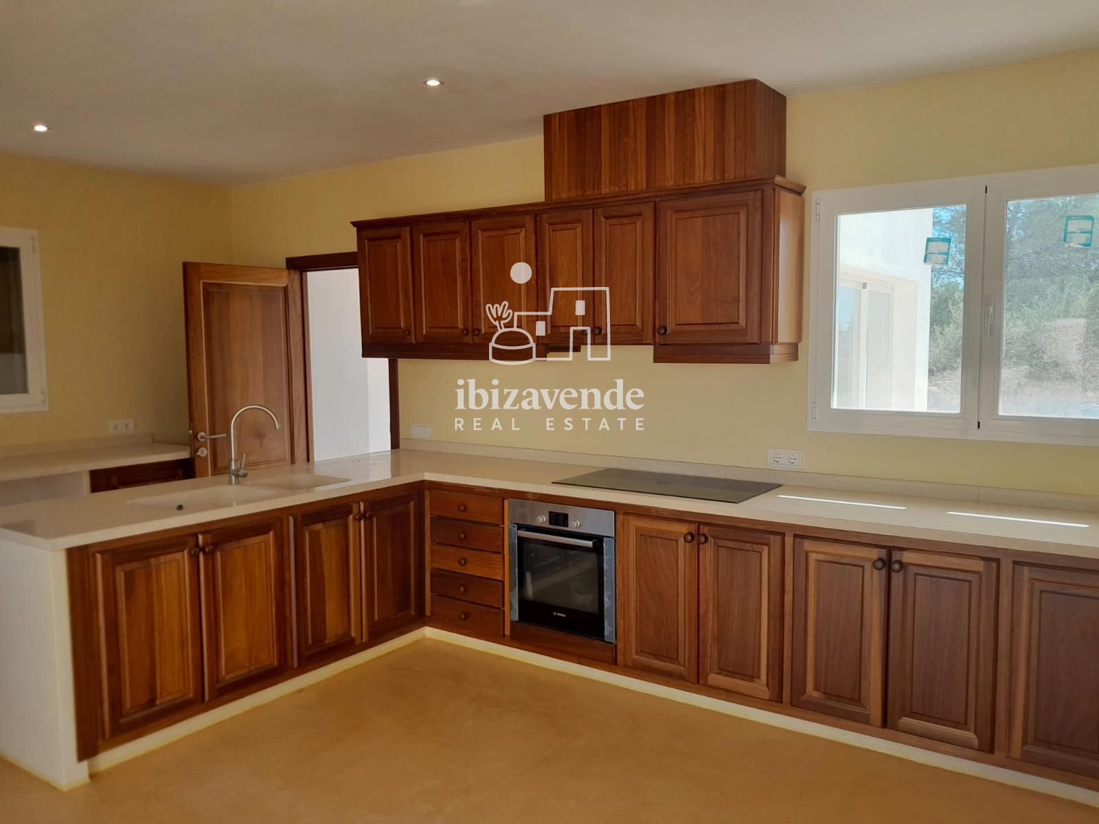Mobilia Property Image