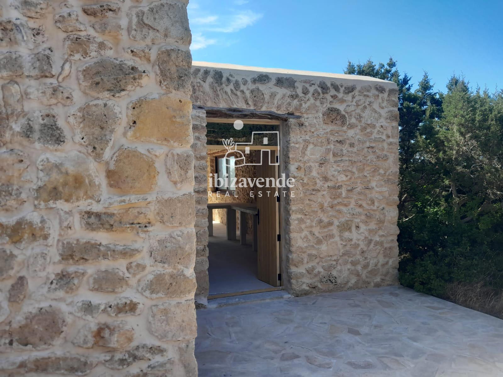 Mobilia Property Image
