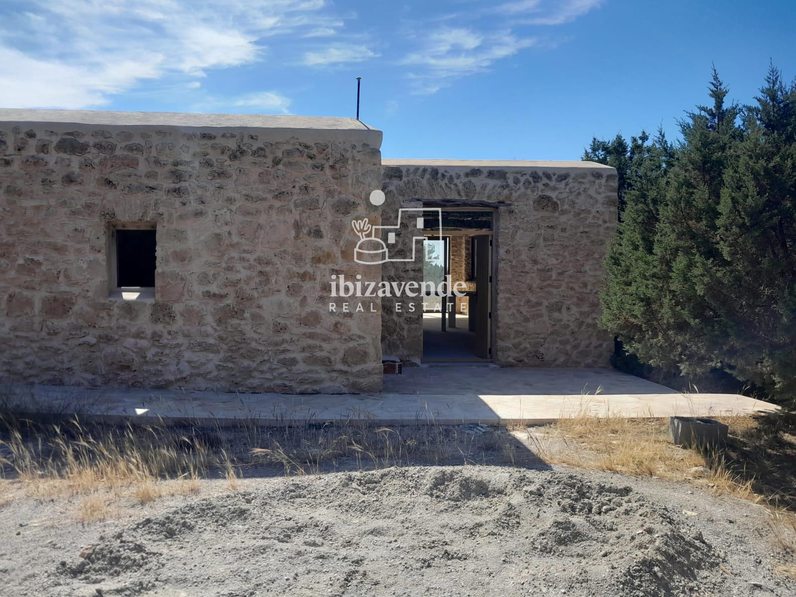 Mobilia Property Image