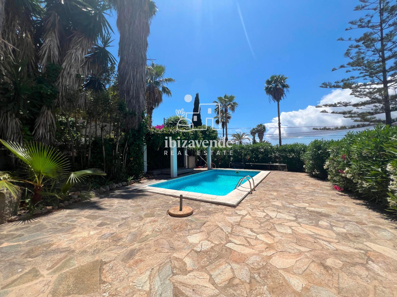 Mobilia Property Image