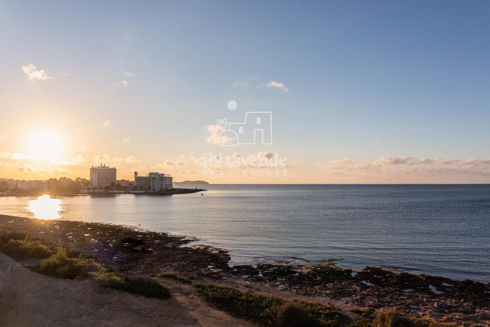 Mobilia Property Image