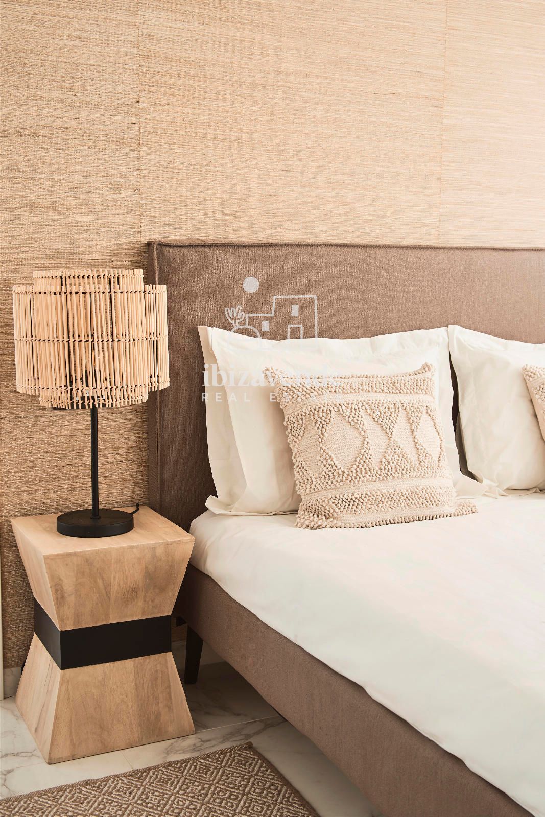 Mobilia Property Image